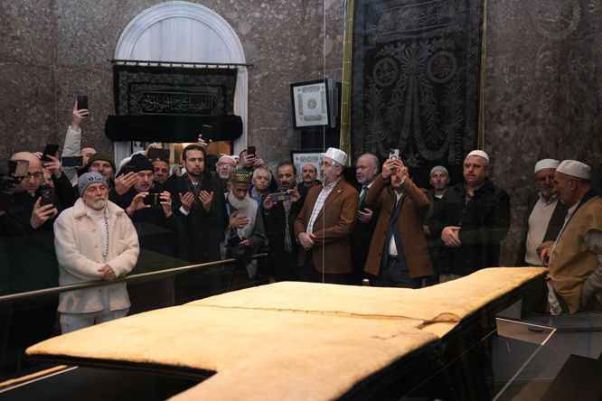 Hırka-i Şerif ziyarete açıldı - Resim: 4