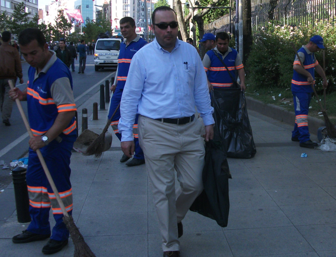 Önce yürüdüler, sonra temizlediler - Resim: 3