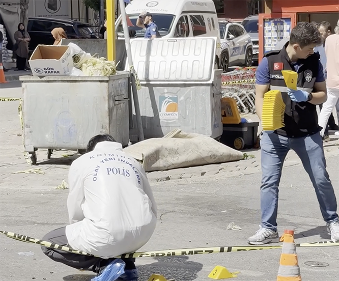 İstanbul'da seyir halindeki otomobile silahlı saldırı - Resim: 2