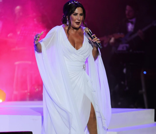 Nükhet Duru kuaförün kazasına kurban gitti yanık eliyle görüntülendi - Resim: 3