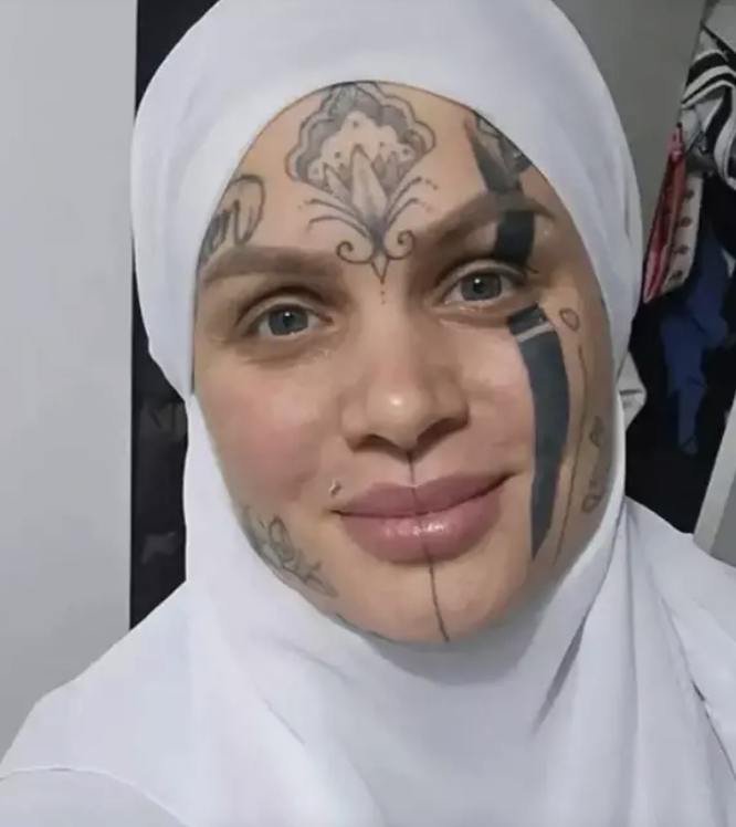 Yüzündeki dövmelerle gündem olan Nazan Ünal'ın yeni işi şaşırttı... - Resim: 2