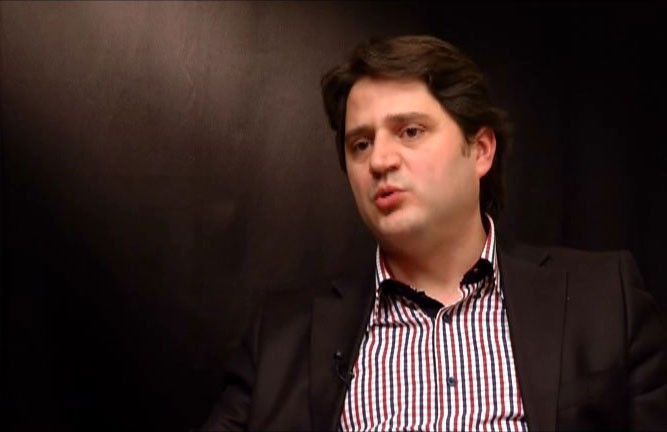 İşte Fuat Avni ekibinin başındaki isim! Gülen'in süper çocuğu - Resim: 4