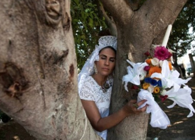 Şaşkına çeviren evlilik! Görenler 'yok artık' diyor - Resim: 4