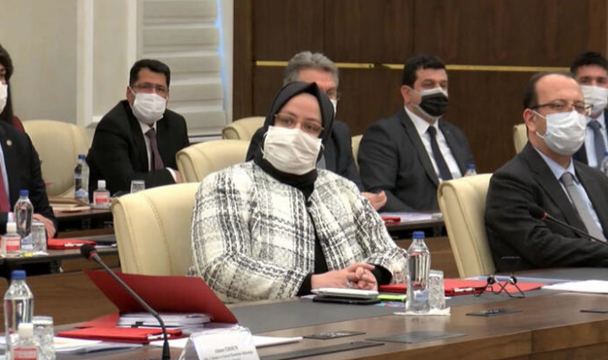 2.5 milyon memuru yakından ilgilendiren gelişme! Flaş 'ücret' kararı - Resim: 1