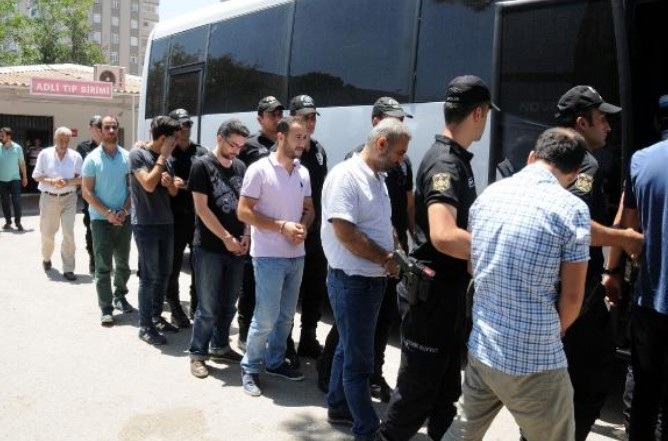 FETÖ ablaları 'zeka avcısı' çıktı  - Resim: 4