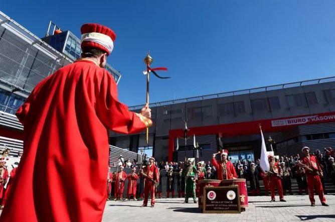 Orta ve Doğu Avrupa'nın en büyük askeri fuarına Türkiye damgası - Resim: 1