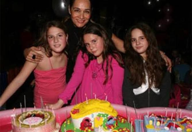 Neşe Erberk'in üçüzleri büyüdü üniversiteli oldu son halleri mest etti - Resim: 4