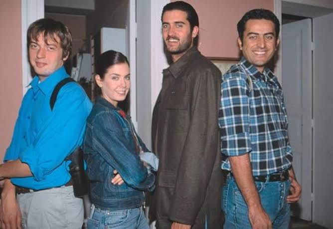 Yılan Hikayesi dizisinin Eleni'si şimdilerde çok başka bir hayat yaşıyor - Resim: 1