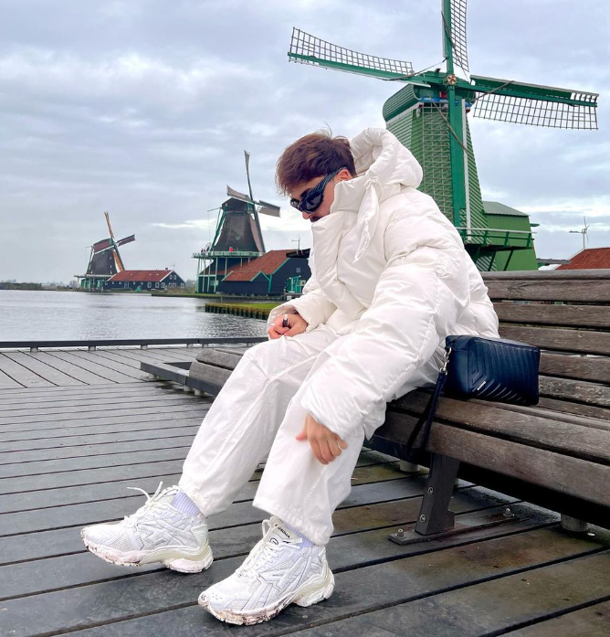 Bu kez bir erkek kadının tacizine uğradı! Rapçi Sefo bir kadın popomu elleyip beni... - Resim: 3