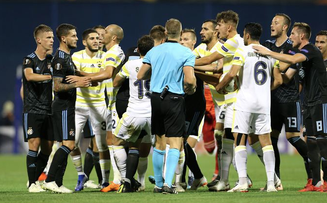 Tümer Metin'den olay sözler: Bari para için oynasaydınız! - Resim: 4