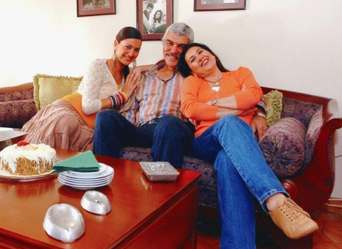 Zeynep Korel annesini ifşa etti Bergüzar Korel ve dayak itirafı olay oldu - Resim: 4