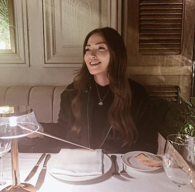 Danla Bilic bağımlı olduğunu itiraf etti! Bir çocuğu bu yüzden tahrik bile etmiş - Resim: 1