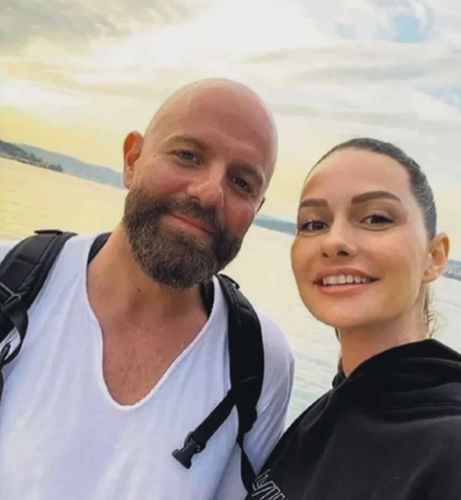 Yasemin Özilhan yeni boşanmıştı! O isimle aşk iddiaları bomba gibi patladı - Resim: 1