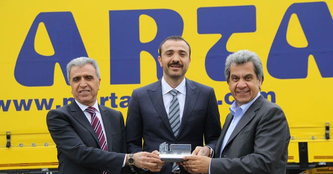 Dudak uçuklatan borcu ödeyemeyen Okan Kurt battı! Borçtan kaçmak için Demet Akalın boşandı denmişti - Resim: 4