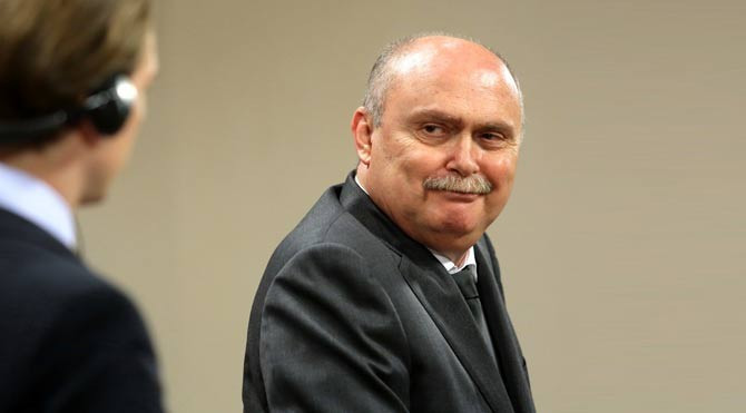 Feridun Sinirlioğlu kimdir gizli diplomasinin 1 numarası gitti - Resim: 4