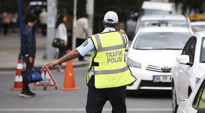 2023'te ceza yiyen resmen yandı! İşte yeni zamlı trafik cezaları - Resim: 2