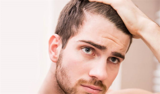 Saç dökülmesine ne iyi gelir? Saç güçlendiren biberiye formülü! - Resim: 1