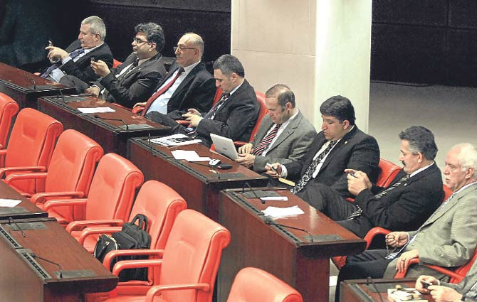 Bu vekiller nerede, ne yapıyor? - Resim: 1