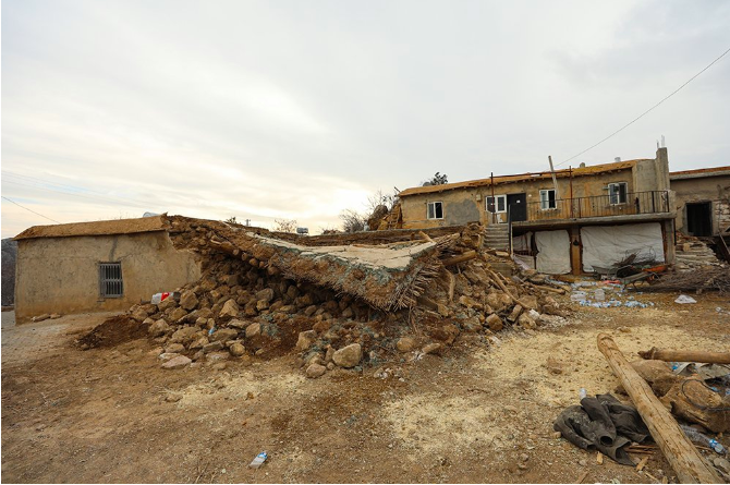 280 haneli beldede sadece 15 ev ayakta kaldı! Hayalet köye döndü - Resim: 3