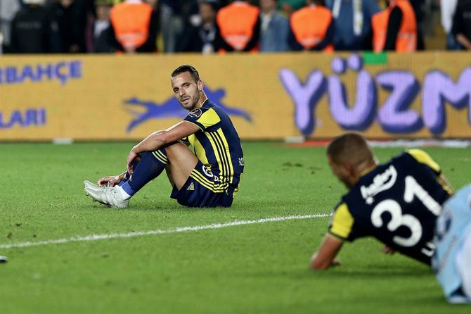 Valbuena güldü Fenerbahçeliler çıldırdı!  - Resim: 1