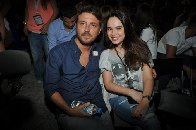 En zor veda! Tabuta sarılıp hüngür hüngür ağladı - Resim: 1