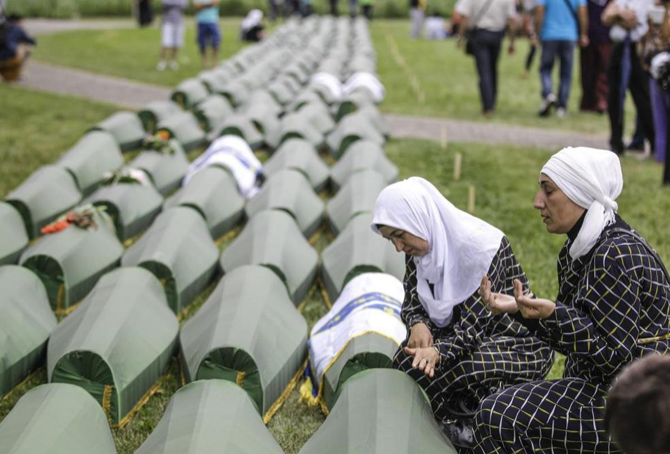 Srebrenitsa katliamı....19 yıl sonra 175 kişi daha toprağa veriliyor - Resim: 3