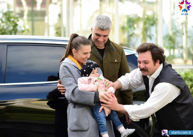 Star TV İstanbullu Gelin'e transfer bombası diziye ünlü rockçı dahil oldu - Resim: 2