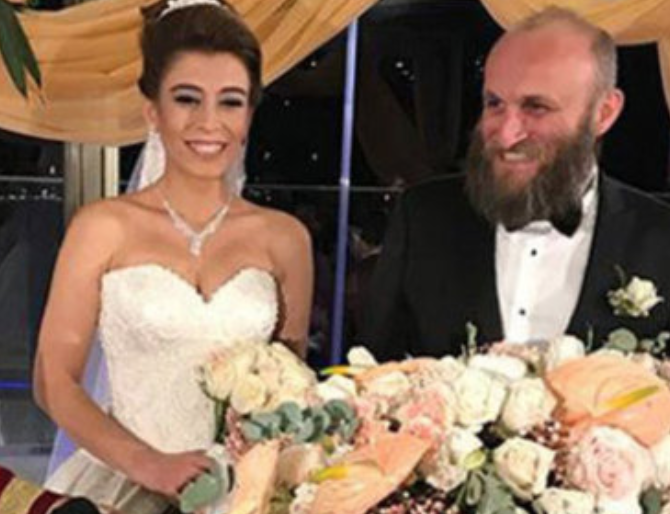 Çetin Altay evliliğini kurtarmak için terapiye gidecek! ''Bazı şeyler yolunda gitmiyor'' - Resim: 1