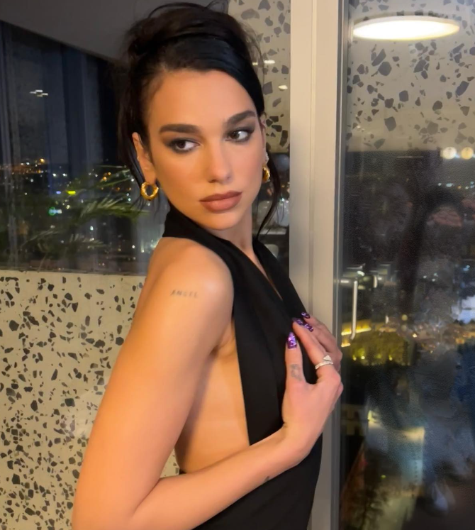 'Allah cezanı verecek' dövmeli Dua Lipa! İbrahim Tatlıses fotoğrafı gerçek sanınca olanlar oldu - Resim: 1