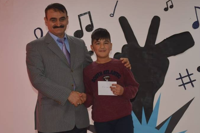 Acun'a taş çıkartacak 'O Ses Çavdarhisar' yarışması düzenlendi - Resim: 1