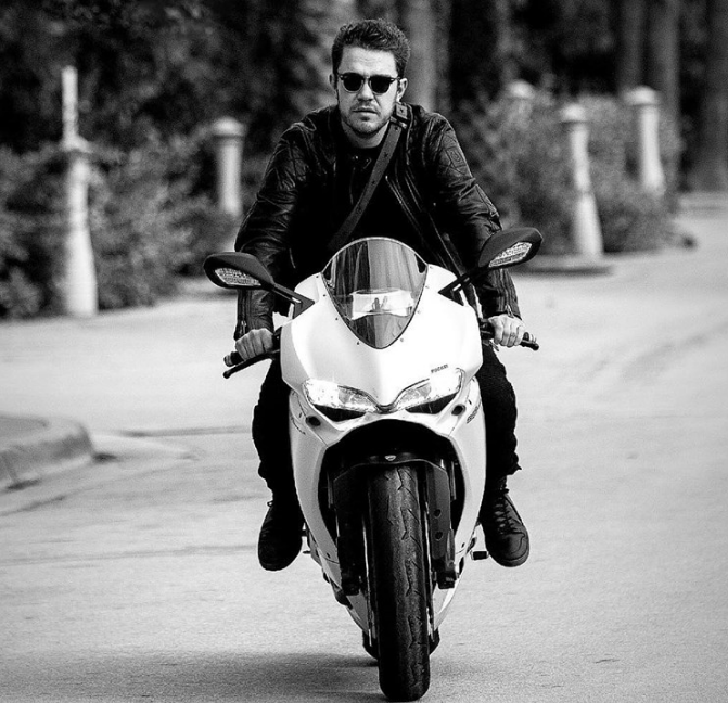 Türk model her şeyi ifşa etti fotoğrafçı Timur Emek'in modellere tacizleri ortaya çıktı - Resim: 2