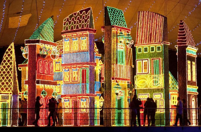 2012 yılına işte böyle girdiler - Resim: 1