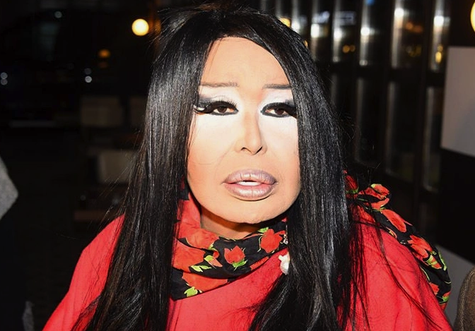 Bülent Ersoy sevetini bırakacak birini arıyor! Sahnede söylediği o sözlerle herkesi şaşkına çevirdi - Resim: 3