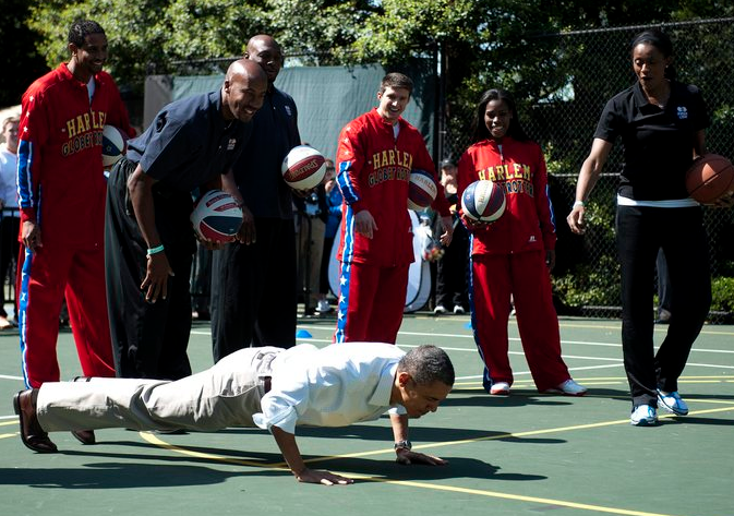 Obama ceza şınavı çekti! - Resim: 4