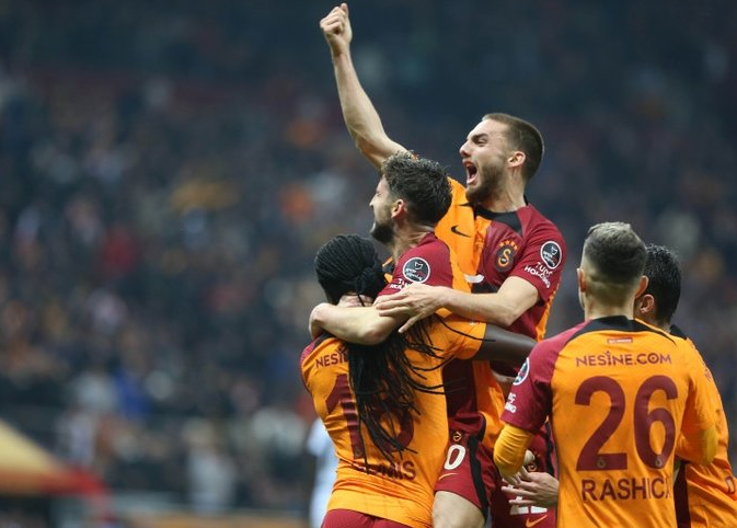 Galatasaray'ın derbi kadrosunu ifşa etti! Fenerbahçe maçı öncesi büyük kriz: İbrahim Büyükak'a tepki yağdı - Resim: 2