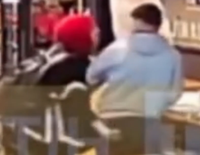 İstanbul'da ilçe ilçe gezip erkekleri taciz etti! O kadın gözaltına alındı - Resim: 3