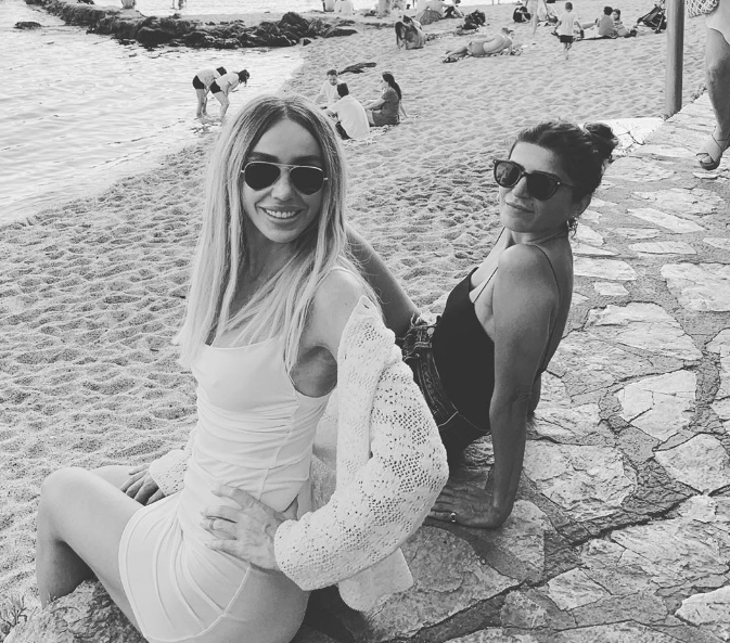 Gülşen'den cesur bikinili paylaşım geldi fotoğrafı görenler gözlerine inanamadı - Resim: 4