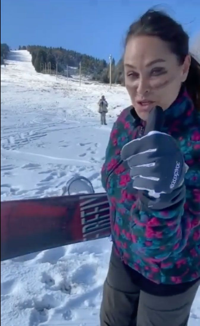 Hülya Avşar sokağa çıkma yasağını deldi! Bir de sosyal medyadan paylaştı - Resim: 1