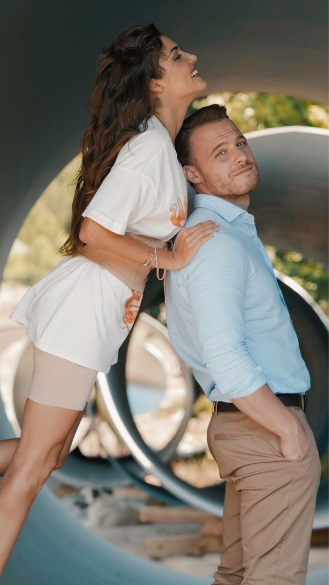 Sen Çal Kapımı setinde olay! Kerem Bürsin Hande Erçel'le kavga iddiasına cevap verdi - Resim: 2