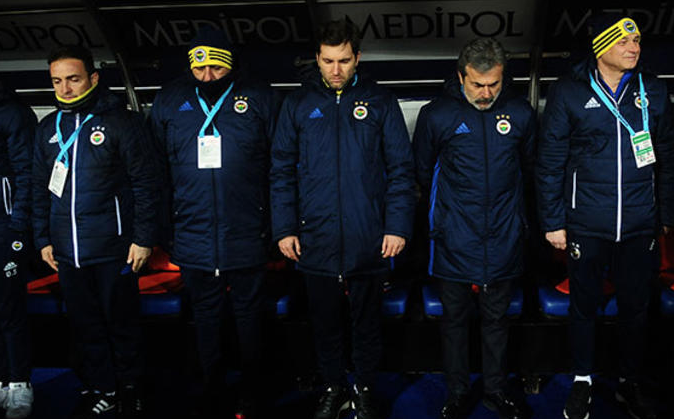 Fenerbahçe'den kovulan 3 yardımcı isim bakın nereye gittiler - Resim: 1