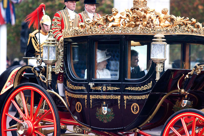 Abdullah Gül krallar gibi karşılandı! - Resim: 2