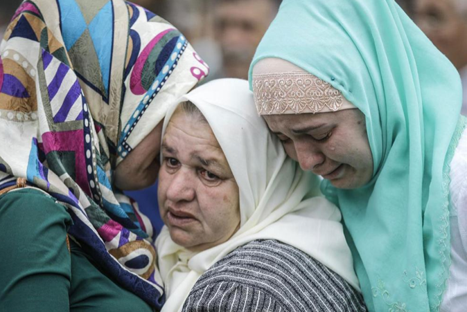 Srebrenitsa katliamı....19 yıl sonra 175 kişi daha toprağa veriliyor - Resim: 1