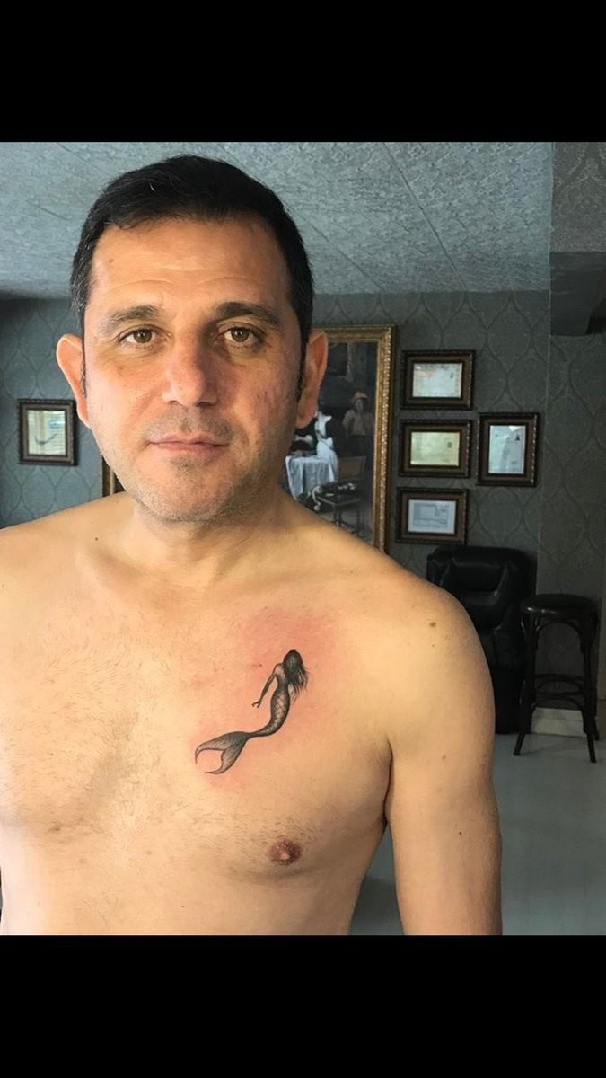 Fatih Portakal dövme yaptırdı capsler patladı - Resim: 1