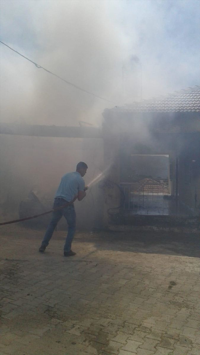 Muğla'da dehşet Bıçakladı tüfekle vurdu evini ateşe verdi - Resim: 4