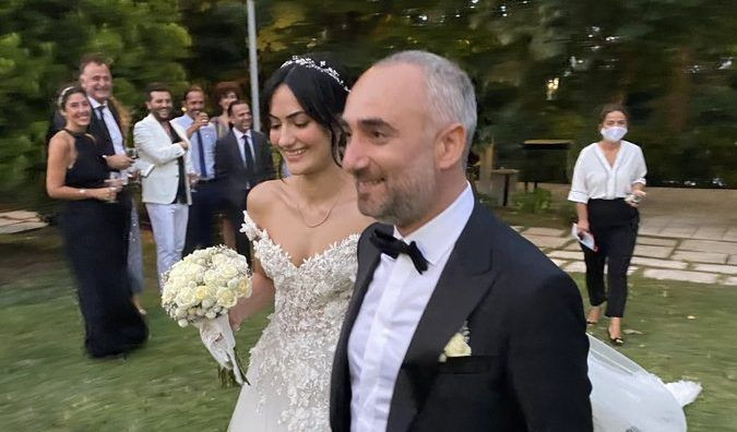 İsmail Saymaz evlendi eşi Şeyda Sayar kimdir bakın ne iş yapıyor - Resim: 1