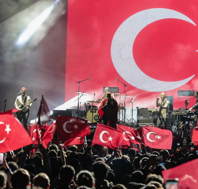 Gökhan Özoğuz ve Şevval Sam'ın konser ücreti ortaya çıktı biri dolarla almış - Resim: 4