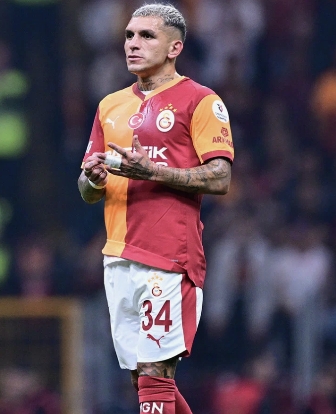 Lucas Torreira'ya yumruklu saldırıda ceza belli oldu! - Resim: 2