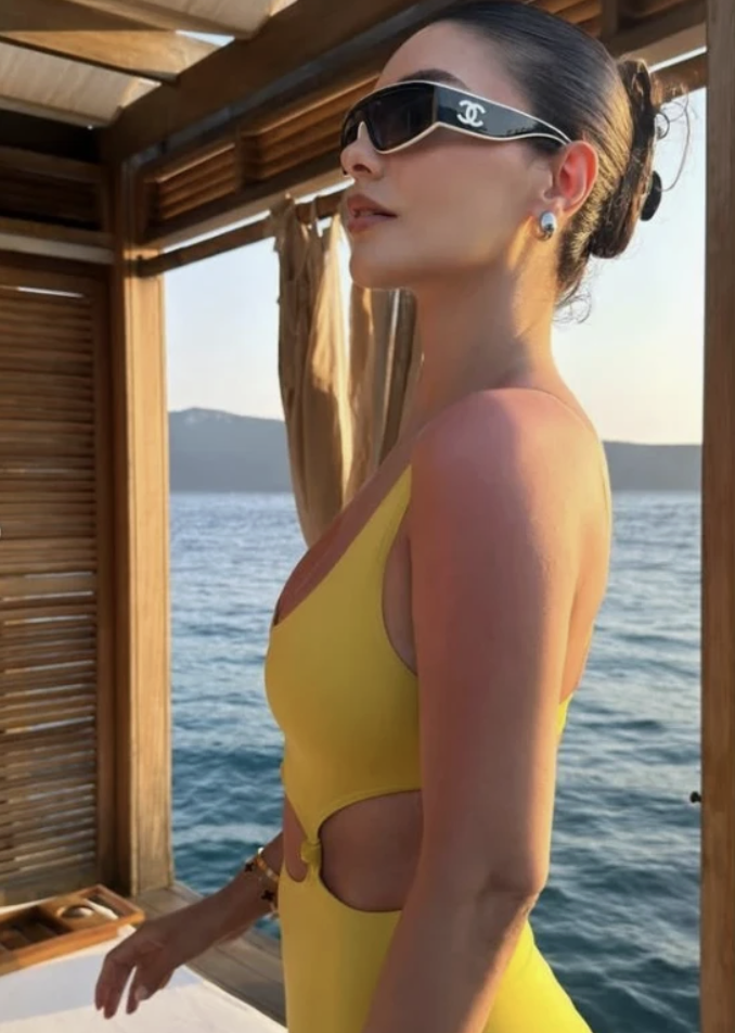 Hazal Filiz Küçükköse ikizi ile paylaştı! "Diğer yarım, canım" - Resim: 2