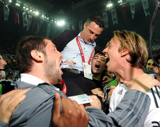 Kupayı böyle kaldırmışlardı - Resim: 3