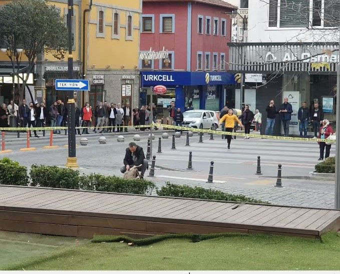 Trabzon'da şoke eden olay! Tüm tedbirleri ve canını hiçe saydı: Çantayı elleriyle açtı! - Resim: 3